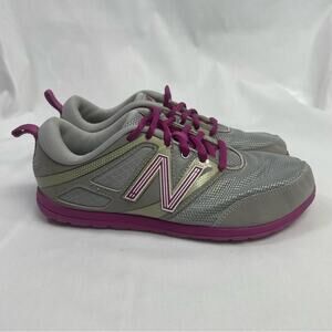 New Balance 737 women's training shoe Pre-owned